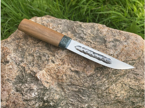 Нож Якут (сталь 95Х18, рукоять орех)