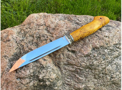 Финский нож  ( D2, рукоять стабилизированная карельская береза)